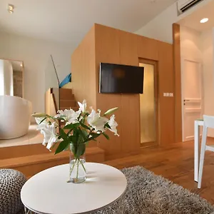 The Bridge Luxury Apartman